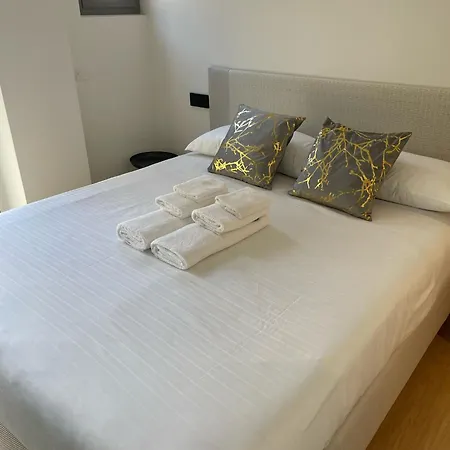 Apartament Vallarsa 10 - Interno 05 Apartment *